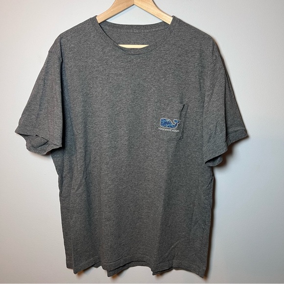 Vineyard Vines T-Shirt Men’s L Gray One Pocket Short Sleeve Tee Whale Logo Shirt - Picture 2 of 7